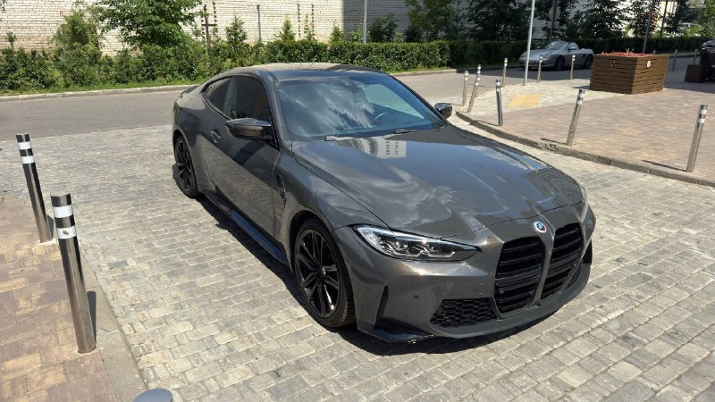 BMW M4 G82: главный ракурс
