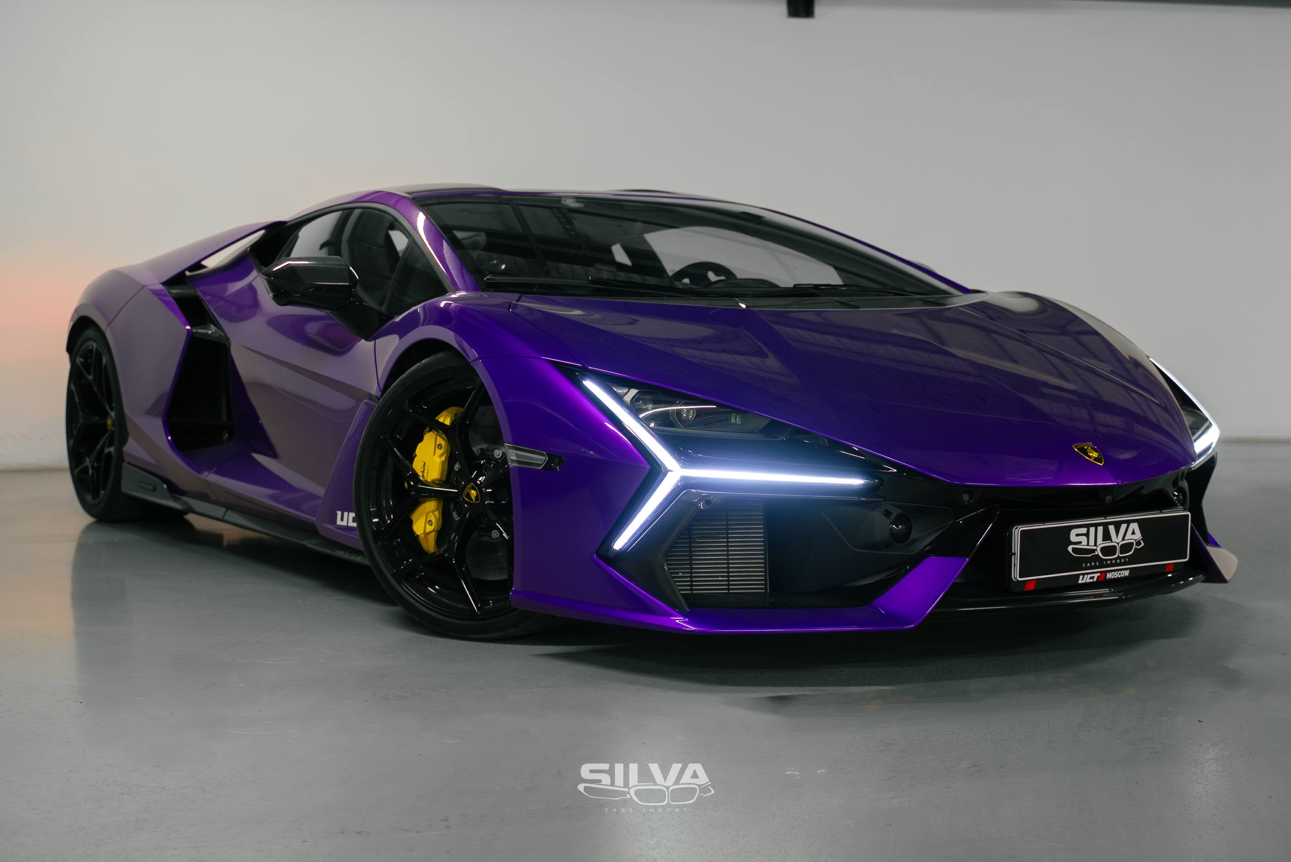 Lamborghini Revuelto: главный ракурс